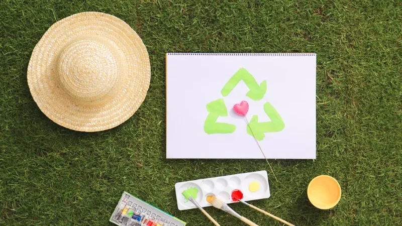 HƯỚNG DẪN LÀM TRANH TỪ PHẾ LIỆU ĐỘC ĐÁO 7 Làm Tranh Từ Phế Liệu – Nghệ Thuật Sáng Tạo Bảo Vệ Môi Trường