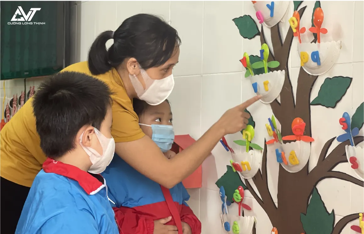 Hướng dẫn thực hiện làm đồ dùng dạy học từ phế thải