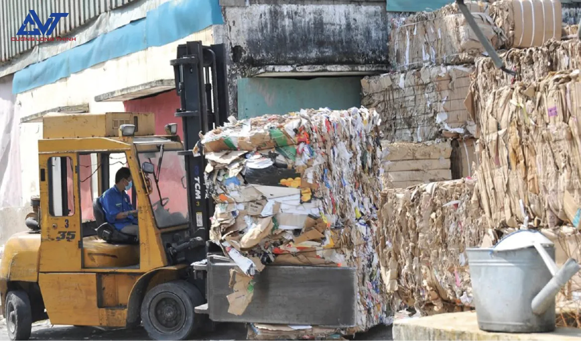 Chúng tôi thu mua phế liệu khu vực TPHCM và lân cận